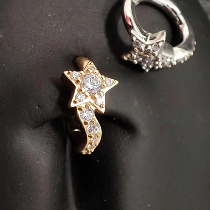 Kolczyk Clicker do pępka srebrna gwiazda z białymi cyrkoniami - CoCr NF- KP-067