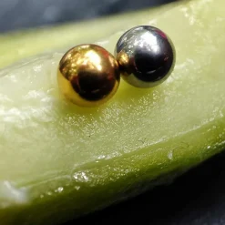 Tytanowa nakrętka - czarna kulka - TNA-025