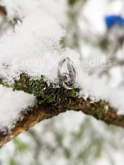 Tytanowe kółko clicker z białymi cyrkoniami - srebrne - TK-039