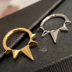 Tytanowy kolczyk clicker - złoty - TK-089