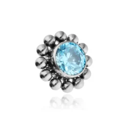 Tytanowy kolczyk labret z niebieską cyrkonią - srebrny